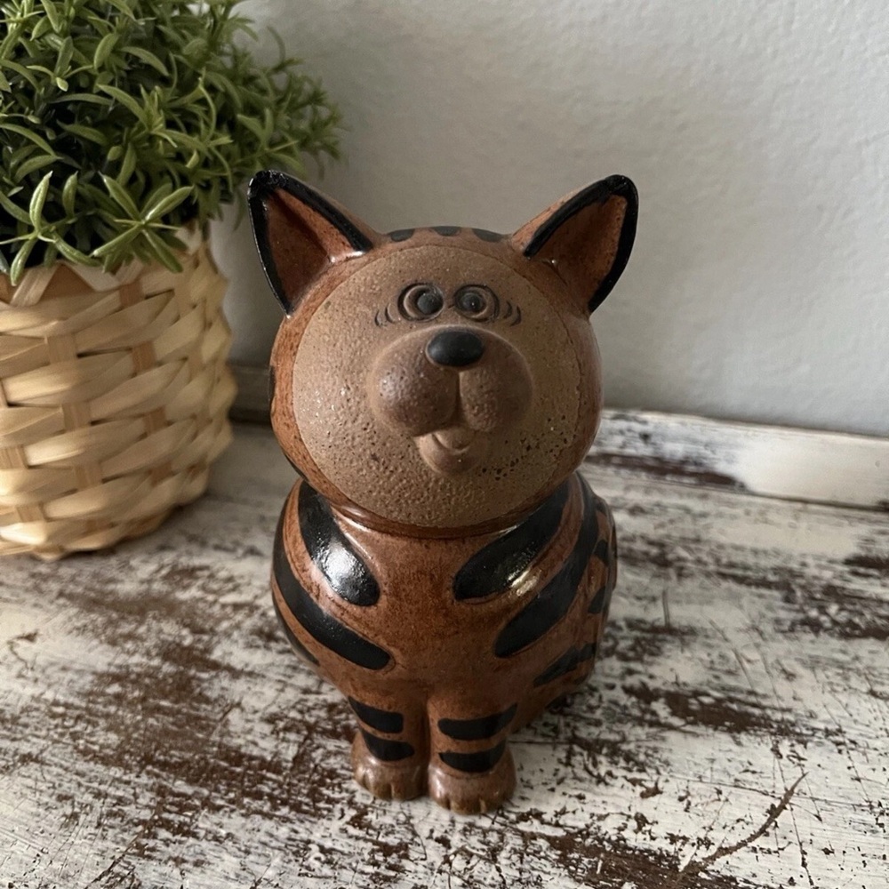 Vintage MCM Art Pottery Cat Figurine by Toscany Made in Japan Whimsical 6"